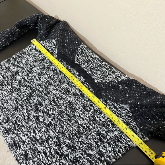 Lou & Grey Raglan Sleeve Grey and Black Sweater - Picture 9 of 11
